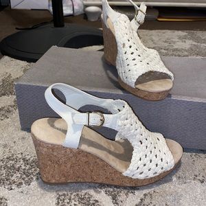 Maurice’s cork wedges
